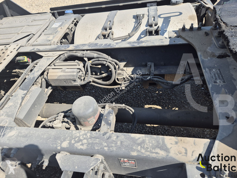 جرار Renault T460