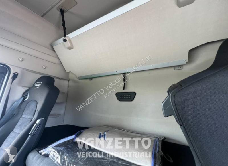 جرار Iveco