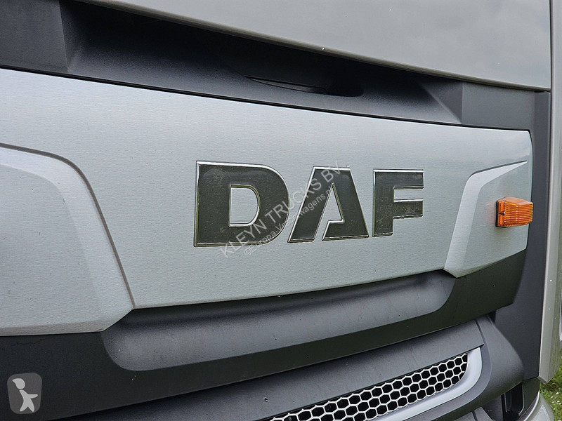 Tracteur DAF 530