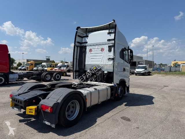 جرار Iveco S-WAY MY 19 AS440S51T/P