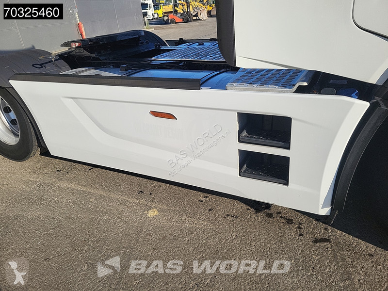 جرار Iveco S-Way 510 4X2 2x Tanks ACC Navi