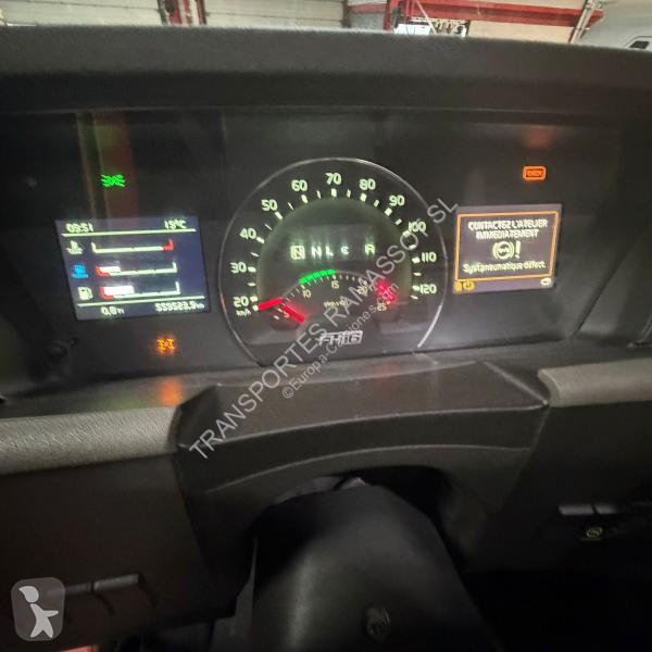 Traktor Volvo 650