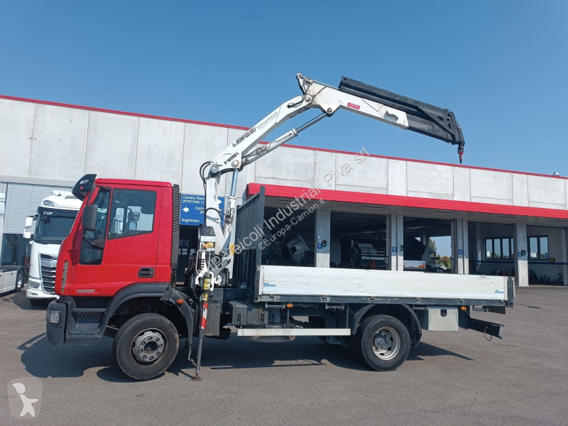 شاحنة Iveco 150 E 21