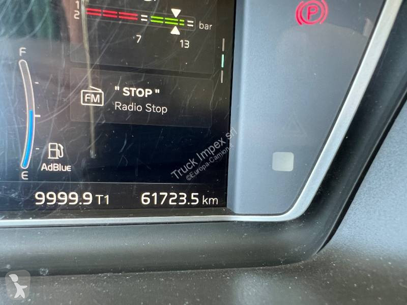 جرار Volvo