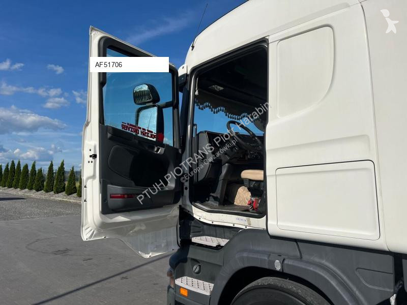 Влекач Scania R420/ MANUAL/ RETARDER/ LODÓWKA/...