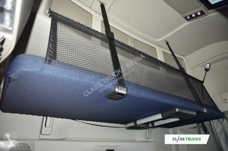 جرار Volvo 500 Globetrotter XL
