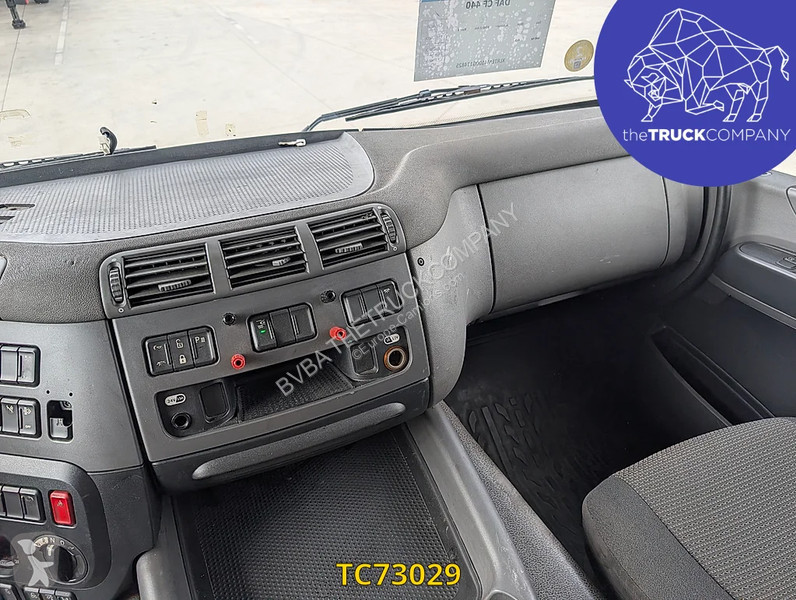 جرار DAF 440