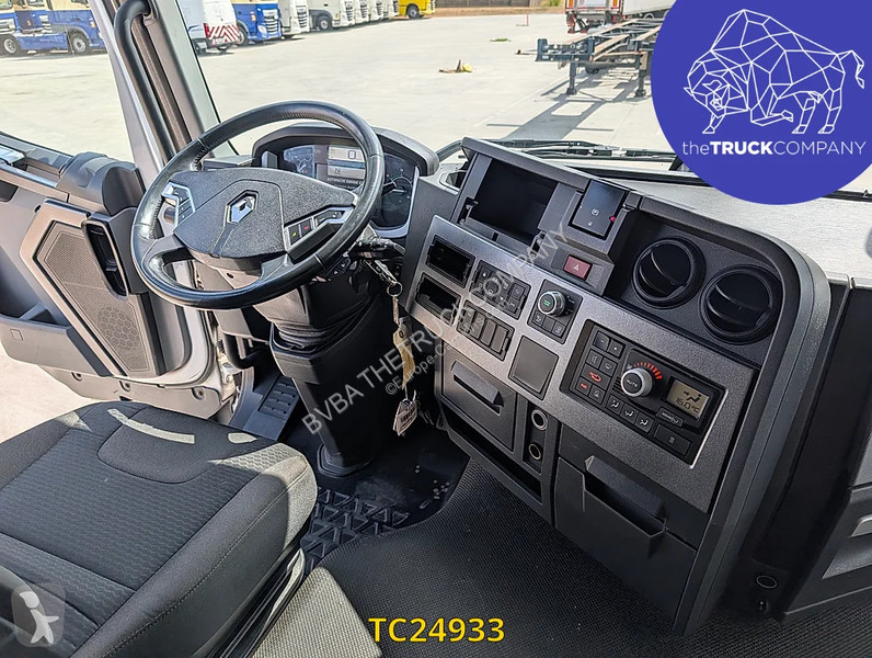 جرار Renault T 460