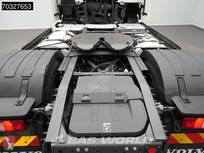 جرار Volvo FH 460 4X2 XL 2xTanks VEB+...