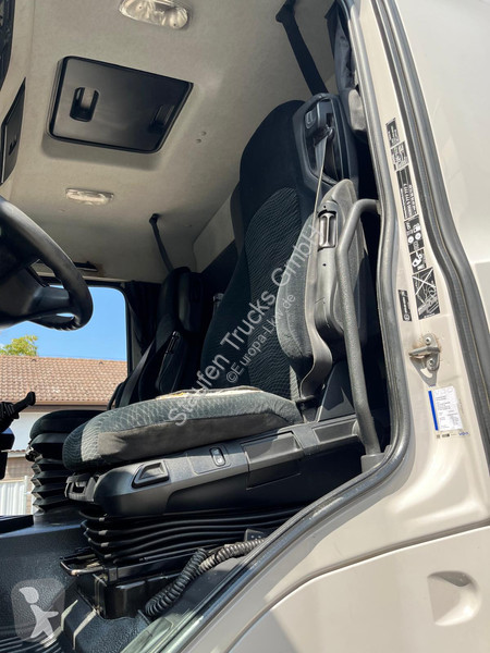 جرار Mercedes 1851 1851...