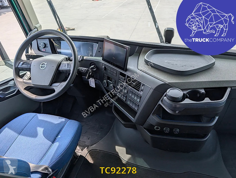 جرار Volvo 500