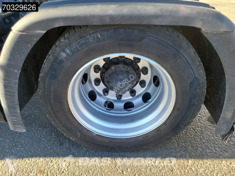 جرار Scania 360  4X2 Daycab Navi