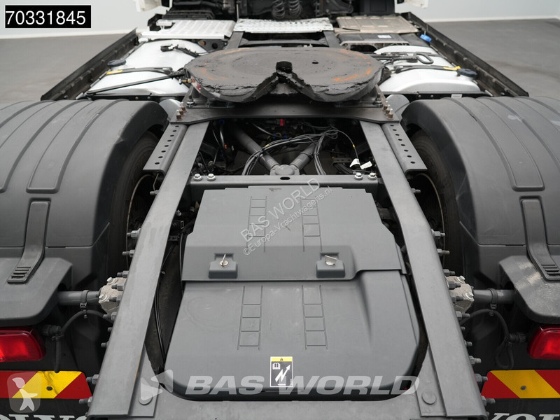 جرار Volvo 500 4X2 XL 2x Tanks Standklima ACC APK