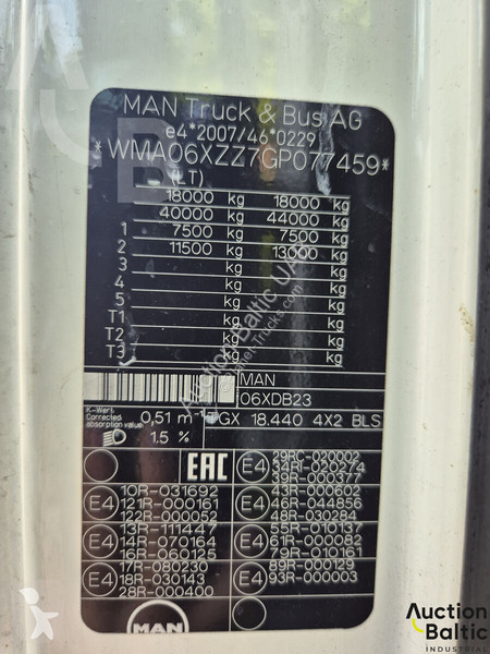 جرار MAN 18.440BLS