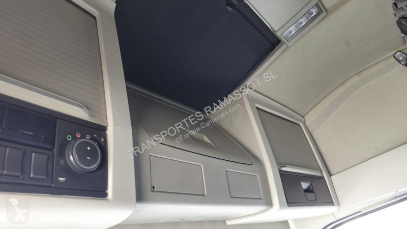 جرار Volvo 500 I-SAVE