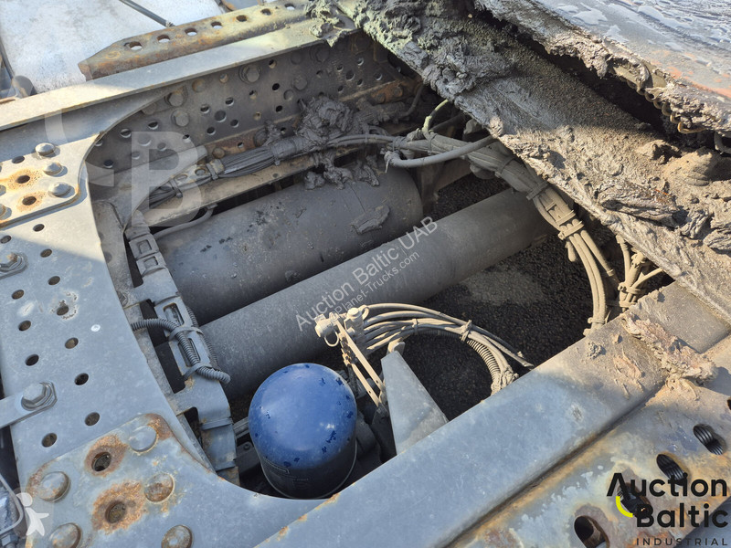 جرار Mercedes 1845