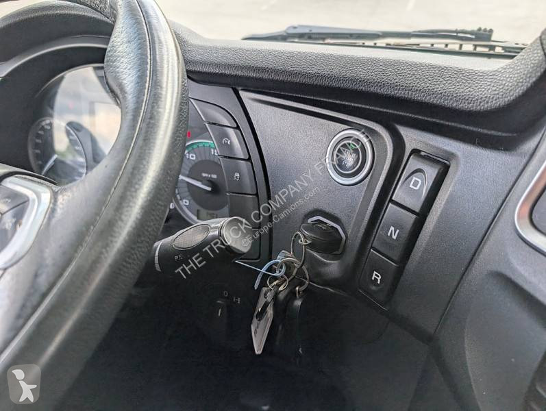 جرار Iveco