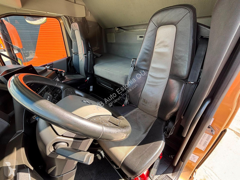 جرار Volvo 500 6x2 GLOBE XL / HYDRAULICS /...