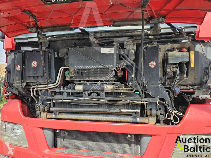 Cap tractor MAN 18.440