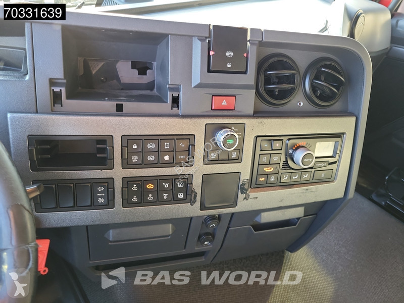 Cabeza tractora Renault T 460 4X2 A! SleeperCab...