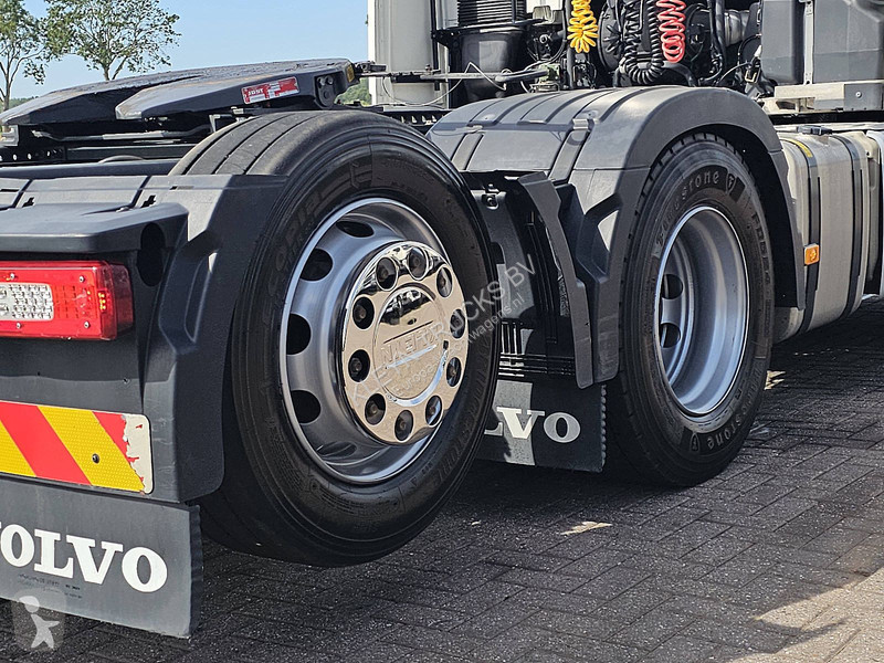 Tracteur Volvo 460 6X2 GT Single Boogie