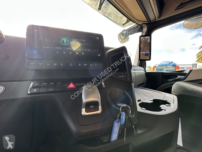 Cabeza tractora Mercedes  1848 LS