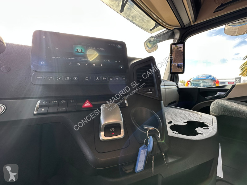 Cabeza tractora Mercedes  1848 LS