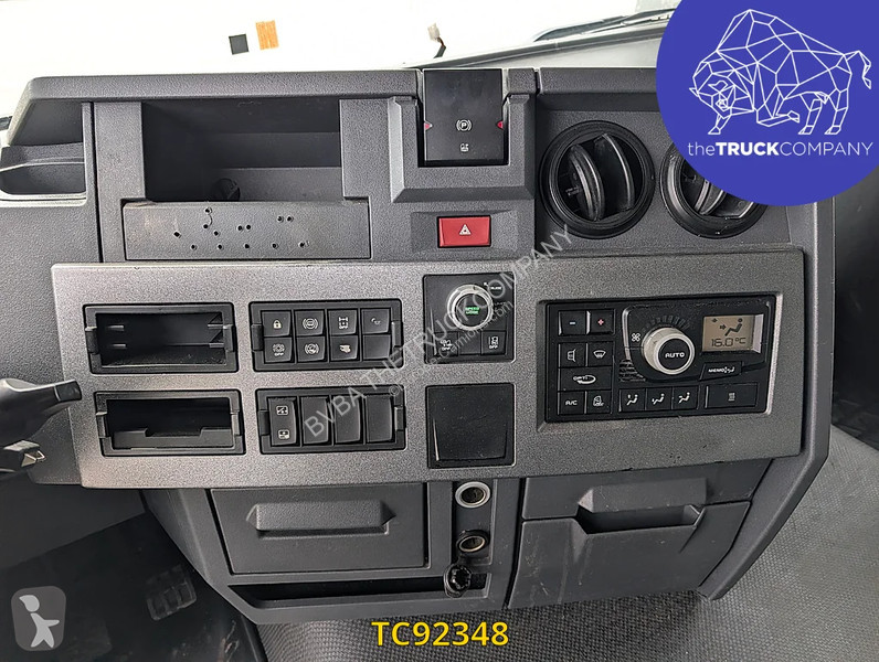 Trekker Renault T 460