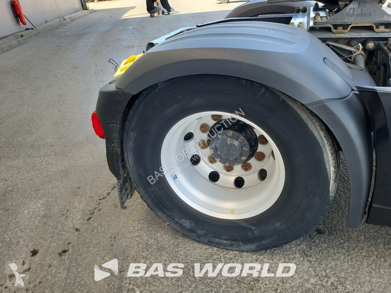 Tracteur DAF 450