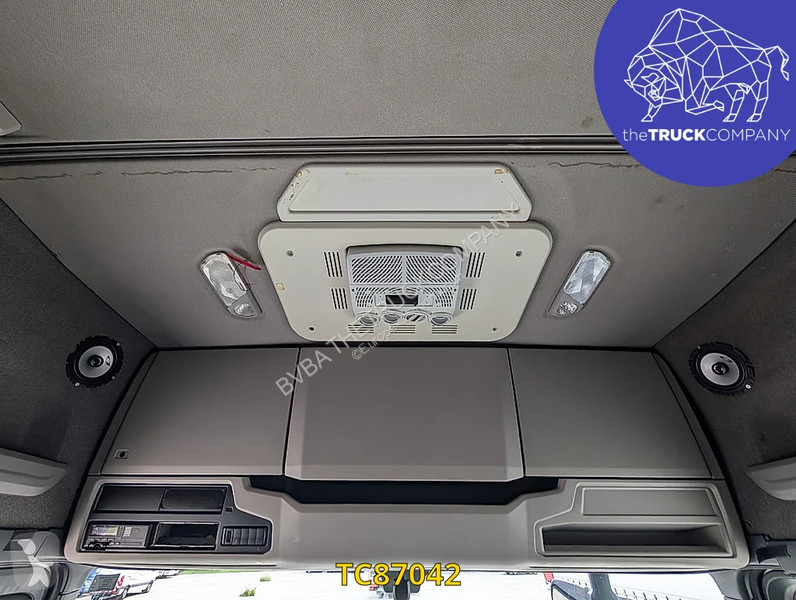 Cabeza tractora Scania 410