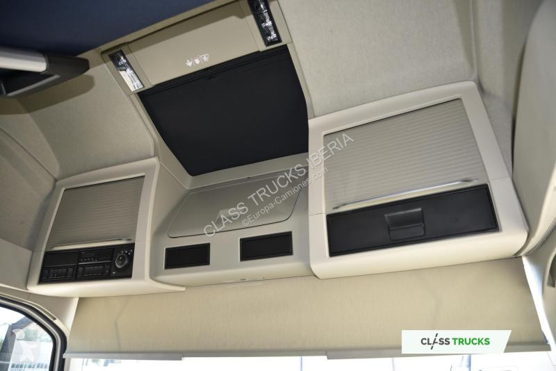 Cabeza tractora Volvo 500 Globetrotter XL...