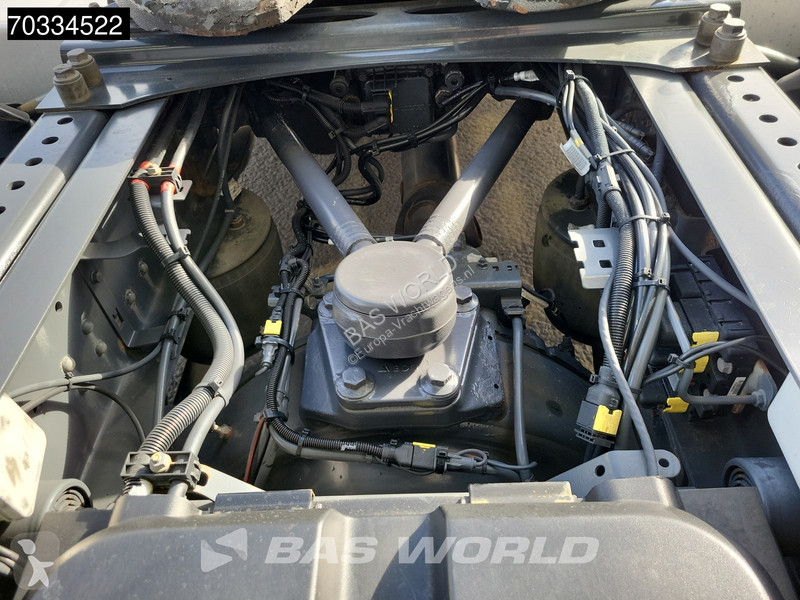 Nyergesvontató DAF 530 4X2 SSC APK 01-2027...
