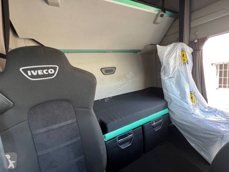 Cabeza tractora Iveco 490