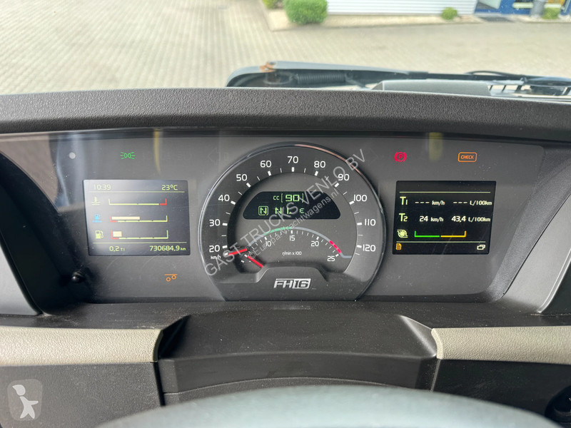 Cabeza tractora Volvo 750 6x2 Retarder Globe XL