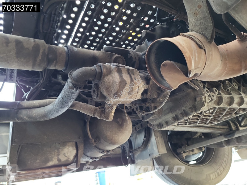 Tahač Volvo 500  4X2 Hydraulic Navi