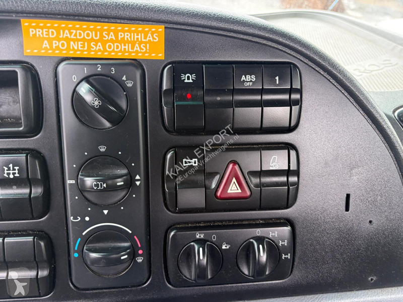 Tahač Mercedes 3341 MP2 Heavy Duty Truck 6x6...