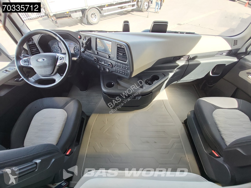 Tahač Ford F-Max 500 4X2 2x Tanks Navi ACC