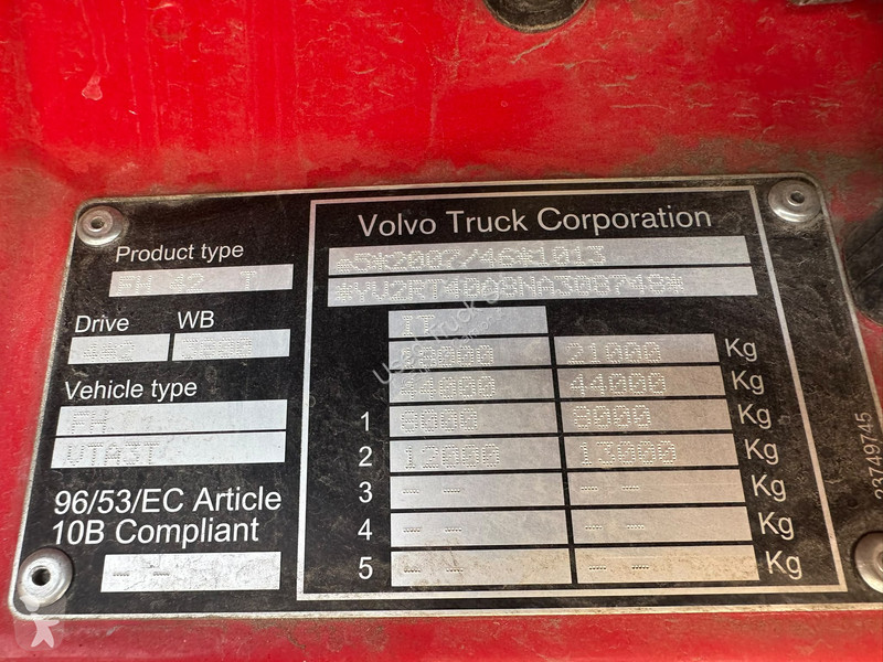 Tahač Volvo 500