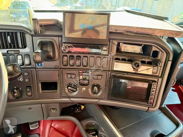 Nyergesvontató Scania R560 V8 / 6x2 / enk +...