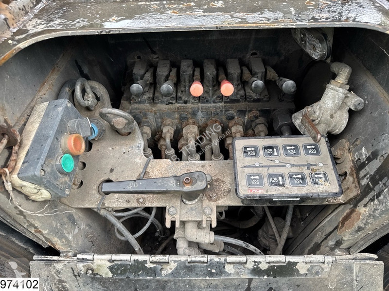 Conjunto rodoviário Mercedes 1843 EURO 6,...