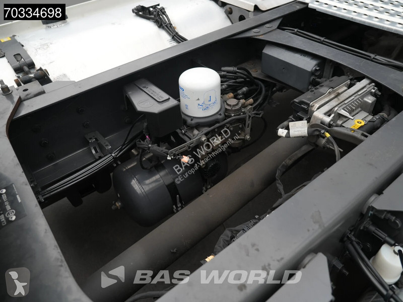 Tractor Volvo 500 4X2 XL 2x Tanks I-ParkCool...