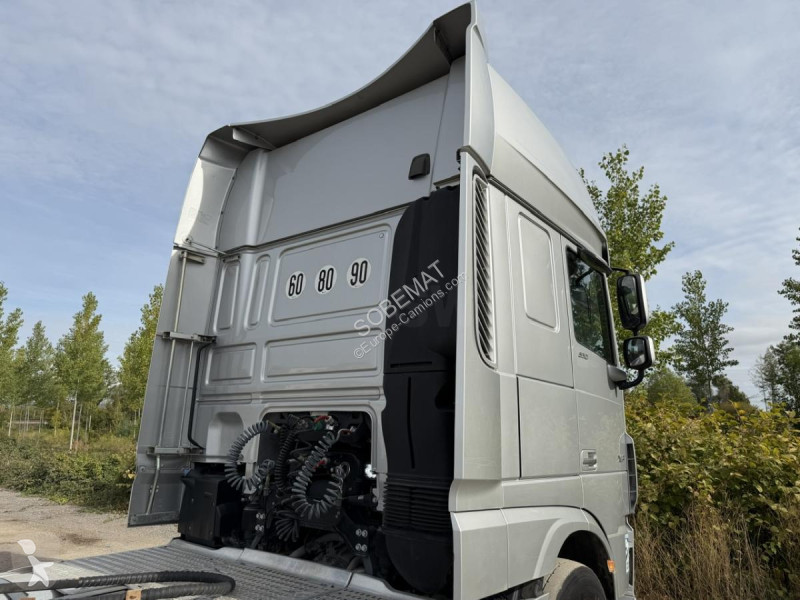 Tracteur DAF 530