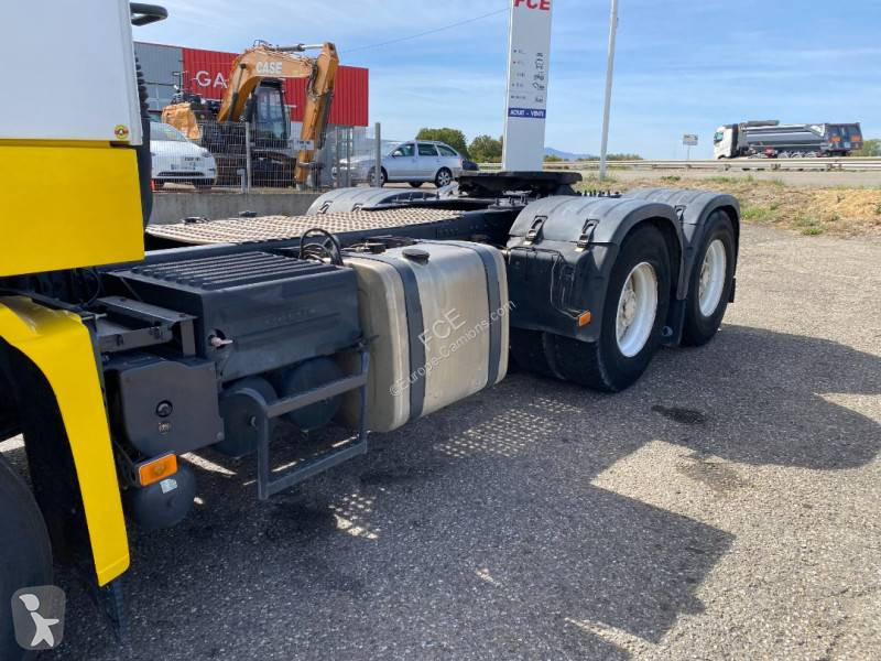 Cap tractor Volvo 580