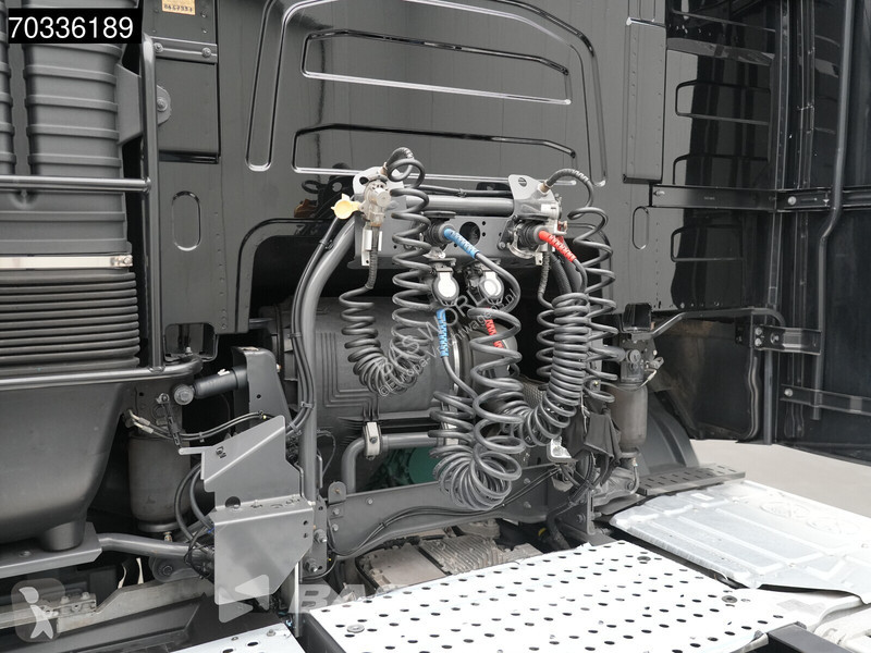 Tractor Volvo FH 460 4X2 VEB+ VDS 2xTanks ACC...