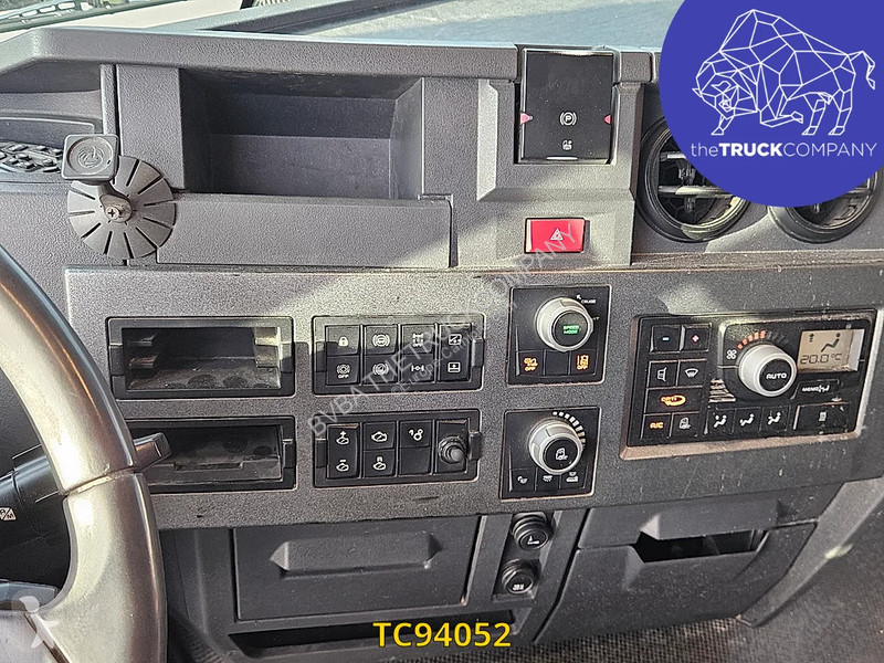 Тягач Renault T 480