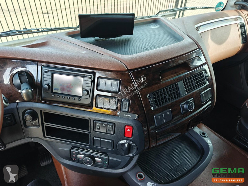 Тягач DAF 530 FT 4x2 SuperSpaceCab Euro6C -...