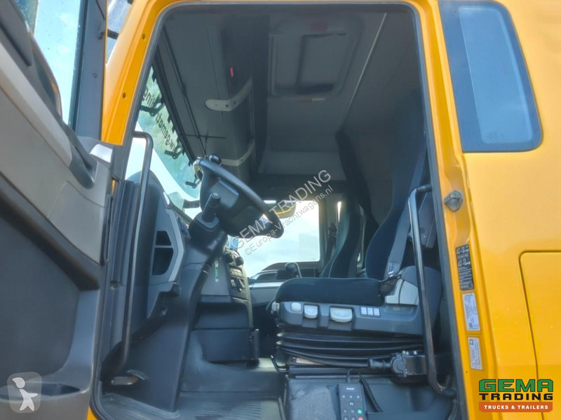 Тягач MAN TGX 4x4 XLX Euro6B - Manual...