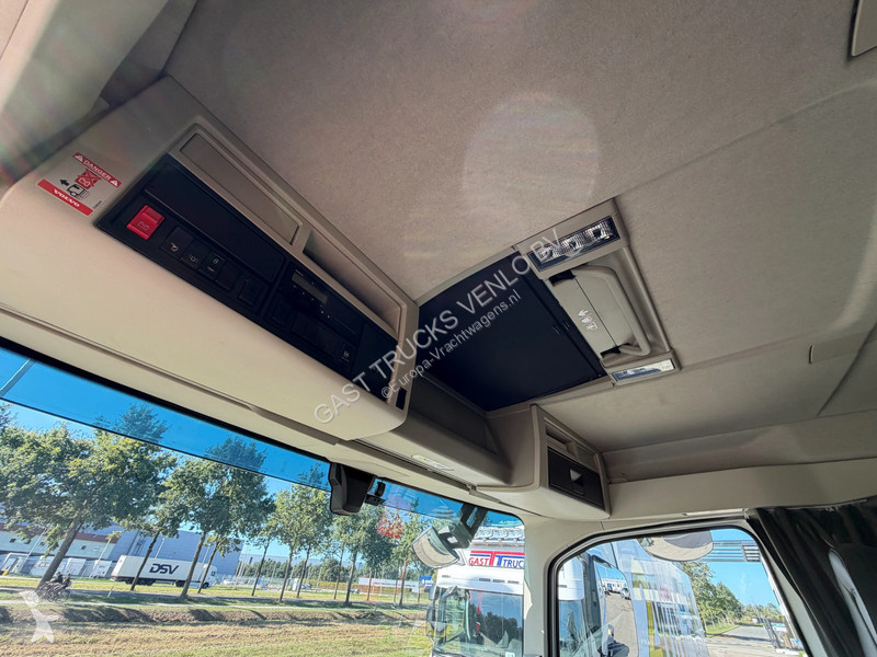 Тягач Volvo 500 6x2 Retarder ADR Full Air WB...