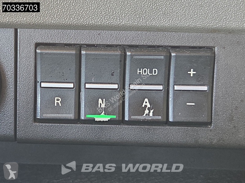 Тягач Volvo 500  4X2 XL 2xTanks Xenon ACC