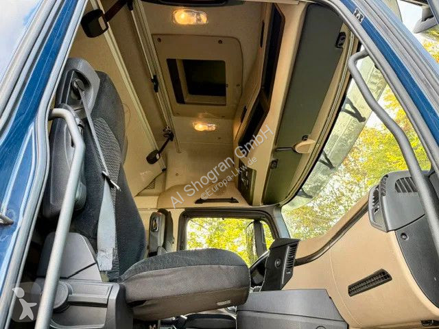 Тягач Mercedes 1840 BigSpace/LowLiner Voll...